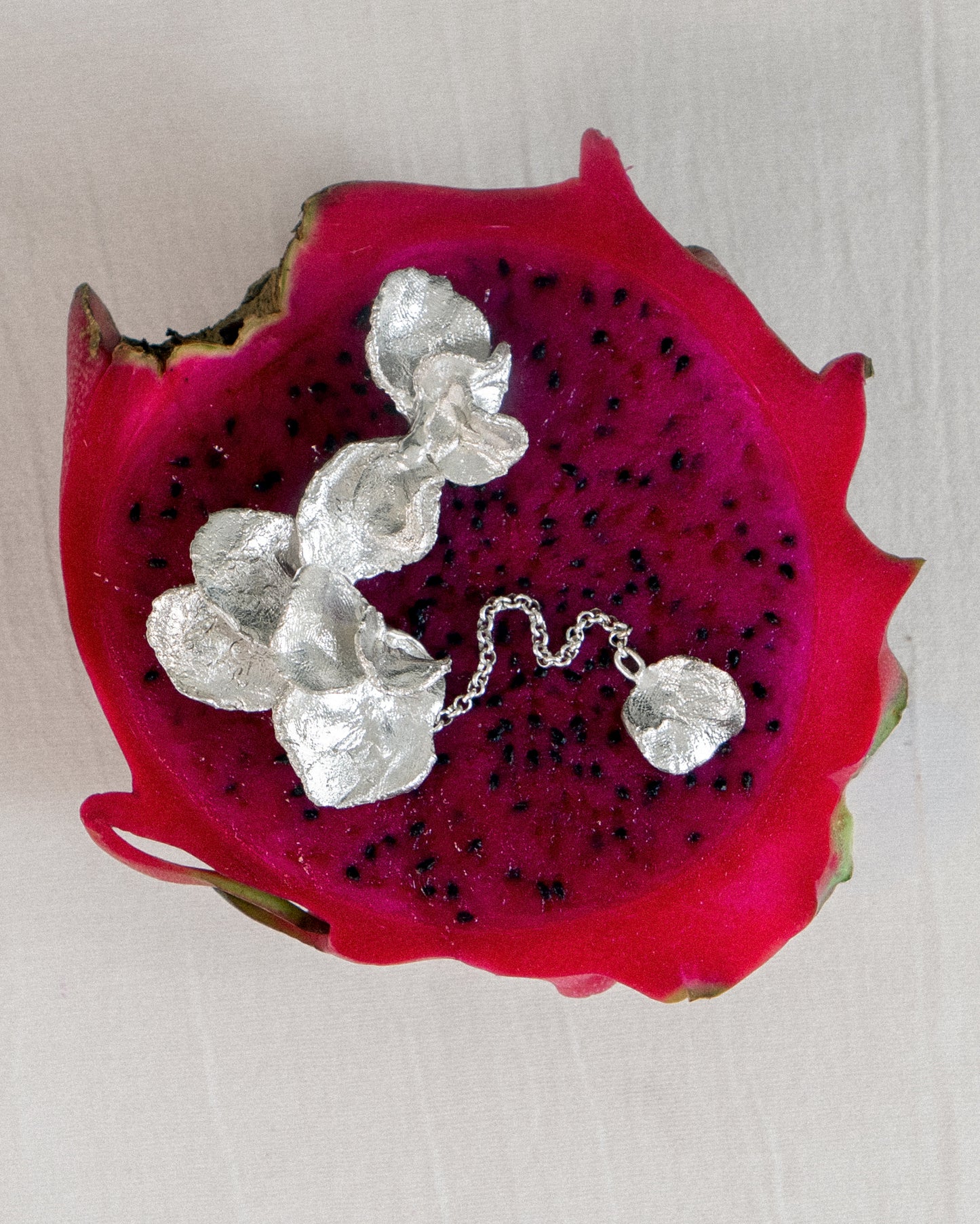 Lilies 3 (silver)