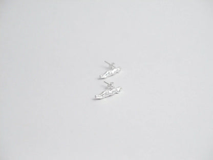 silver ear studs, silver earrings, silver jewelry, handmade jewelry, contemporary jewelry, timeless jewelry, jewelry artisan