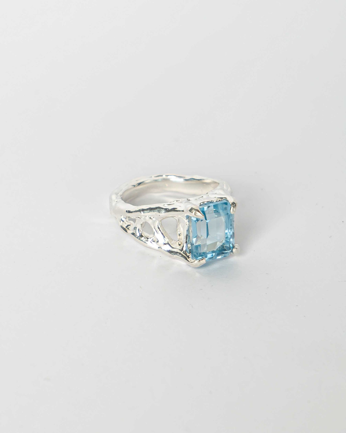 Thessa Blue Topaz (Silver)